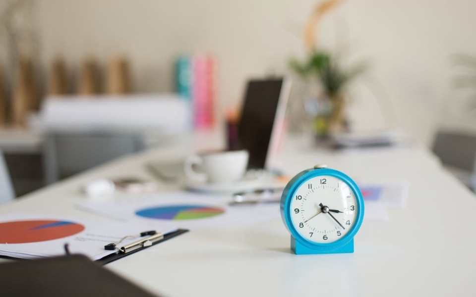 Khi nghỉ phép trên 1 ngày thì cần trình ai phê duyệt?